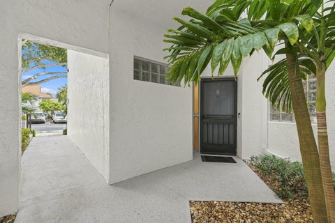Tiny photo for 5450 VERONA Drive #H, Boynton Beach, FL 33437 (MLS # B26070255)