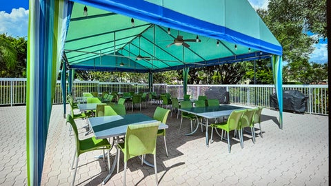 Tiny photo for 5450 VERONA Drive #H, Boynton Beach, FL 33437 (MLS # B26070255)