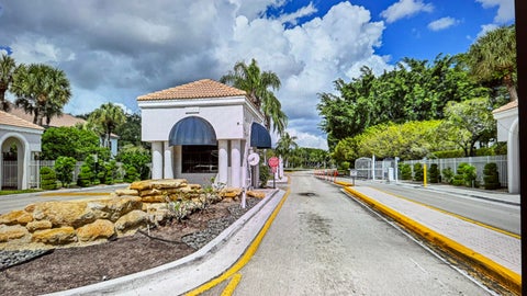 Tiny photo for 5450 VERONA Drive #H, Boynton Beach, FL 33437 (MLS # B26070255)