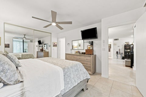 Tiny photo for 5450 VERONA Drive #H, Boynton Beach, FL 33437 (MLS # B26070255)
