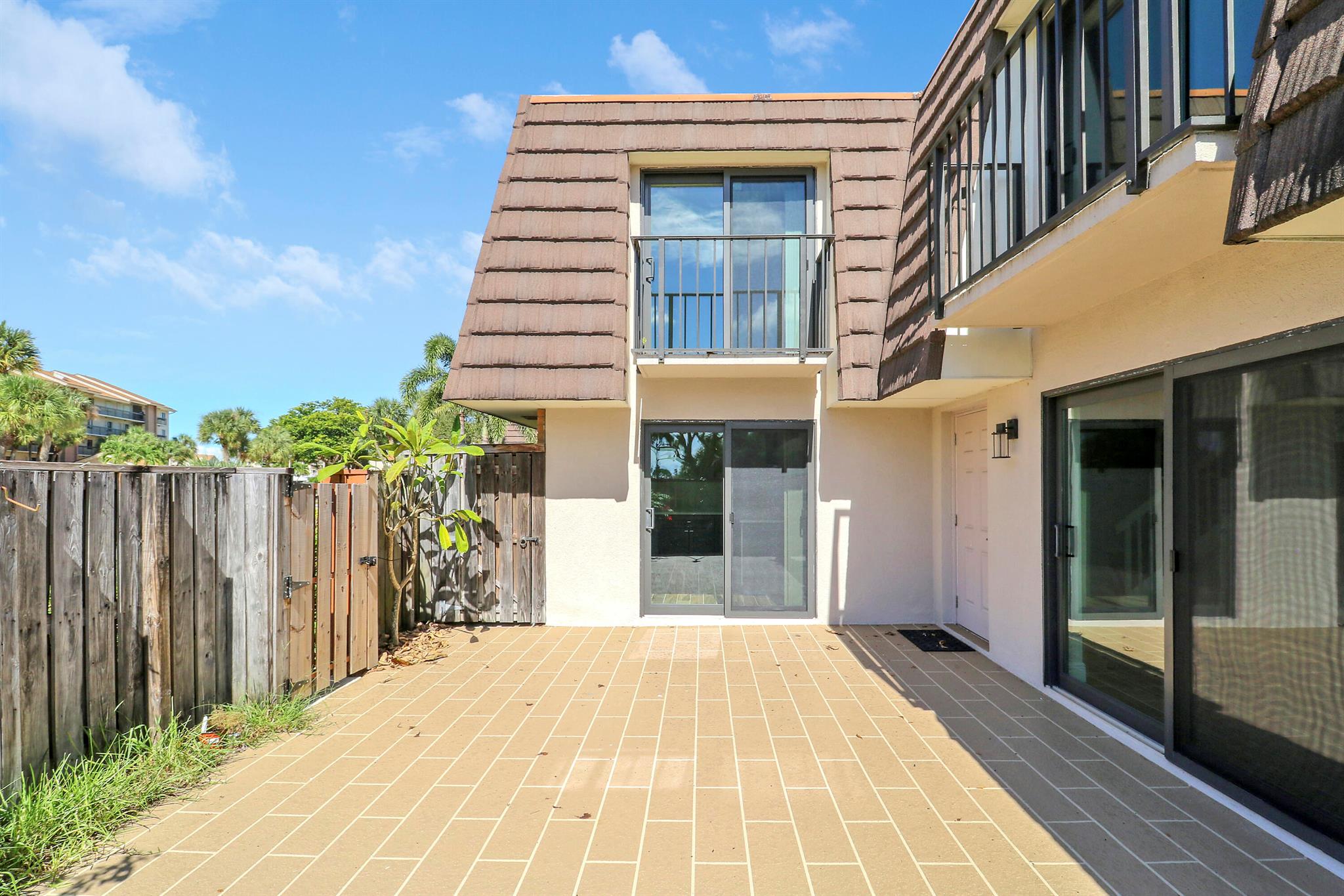 LAKES AT THE BLUFFS - Residential Lease