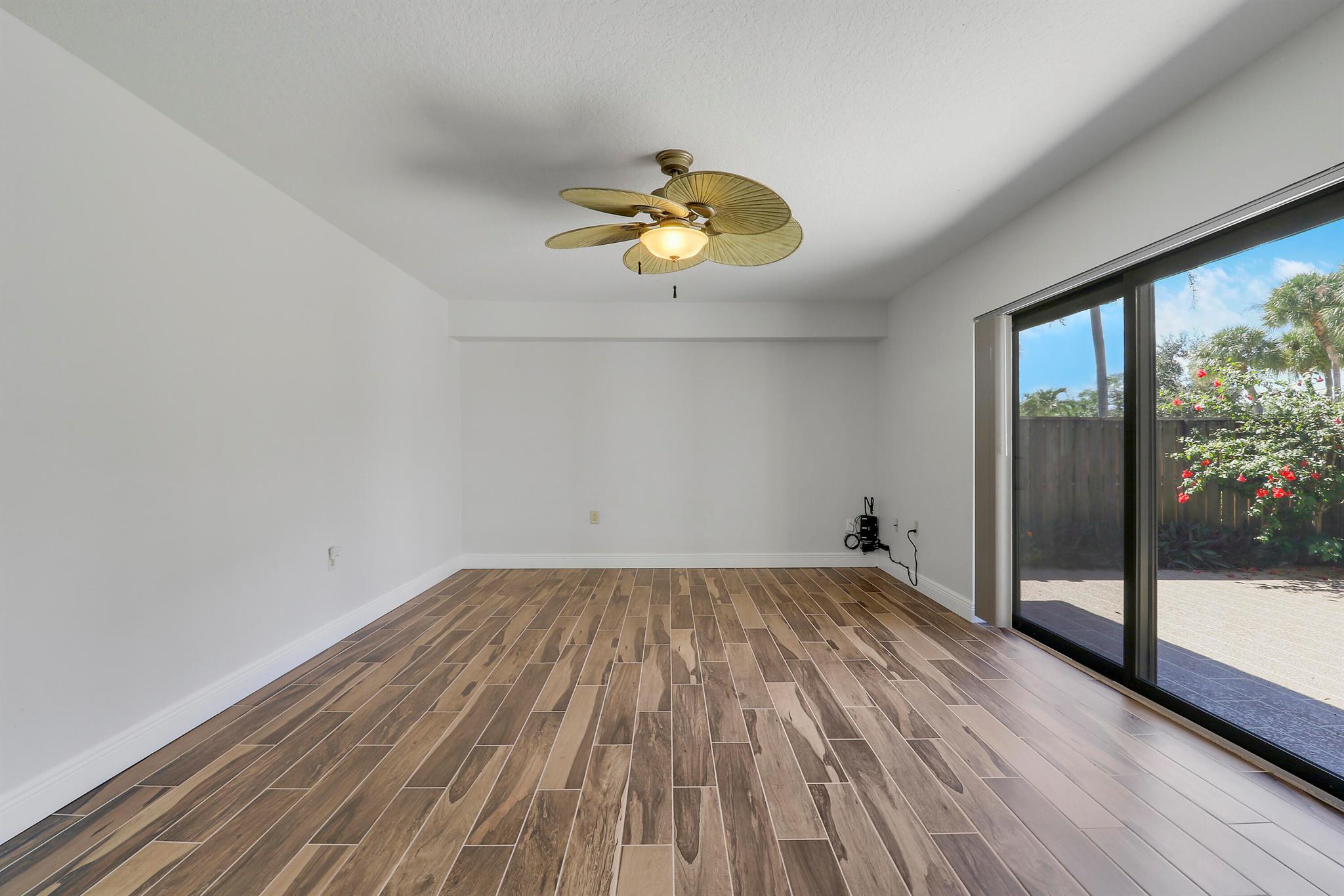 LAKES AT THE BLUFFS - Residential Lease