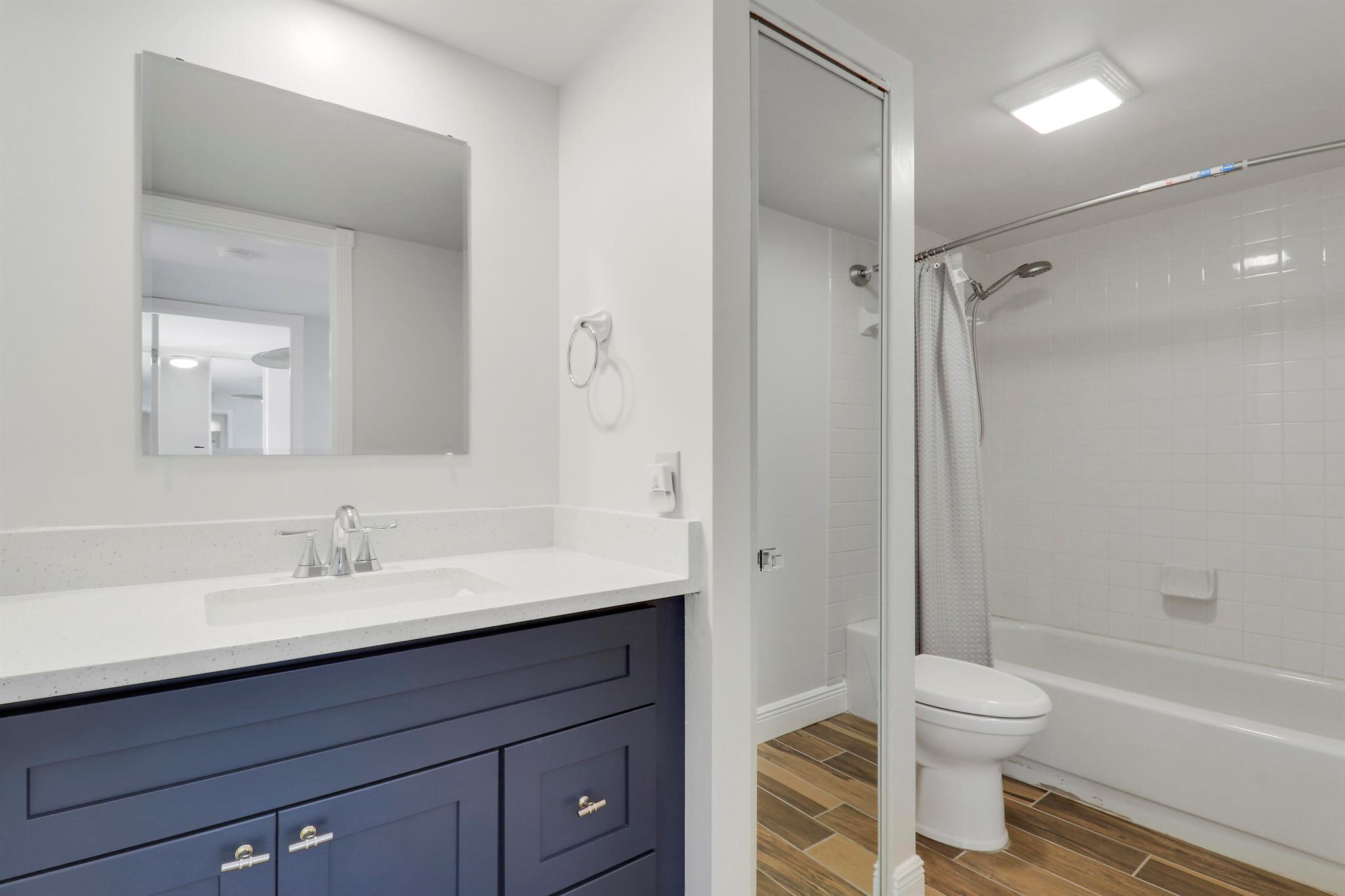 LAKES AT THE BLUFFS - Residential Lease