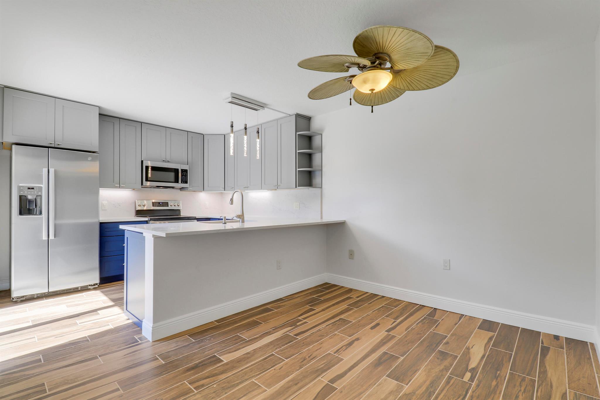 LAKES AT THE BLUFFS - Residential Lease