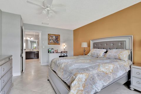 Tiny photo for 165 Amherst Lane, Lake Worth, FL 33467 (MLS # B26011831)