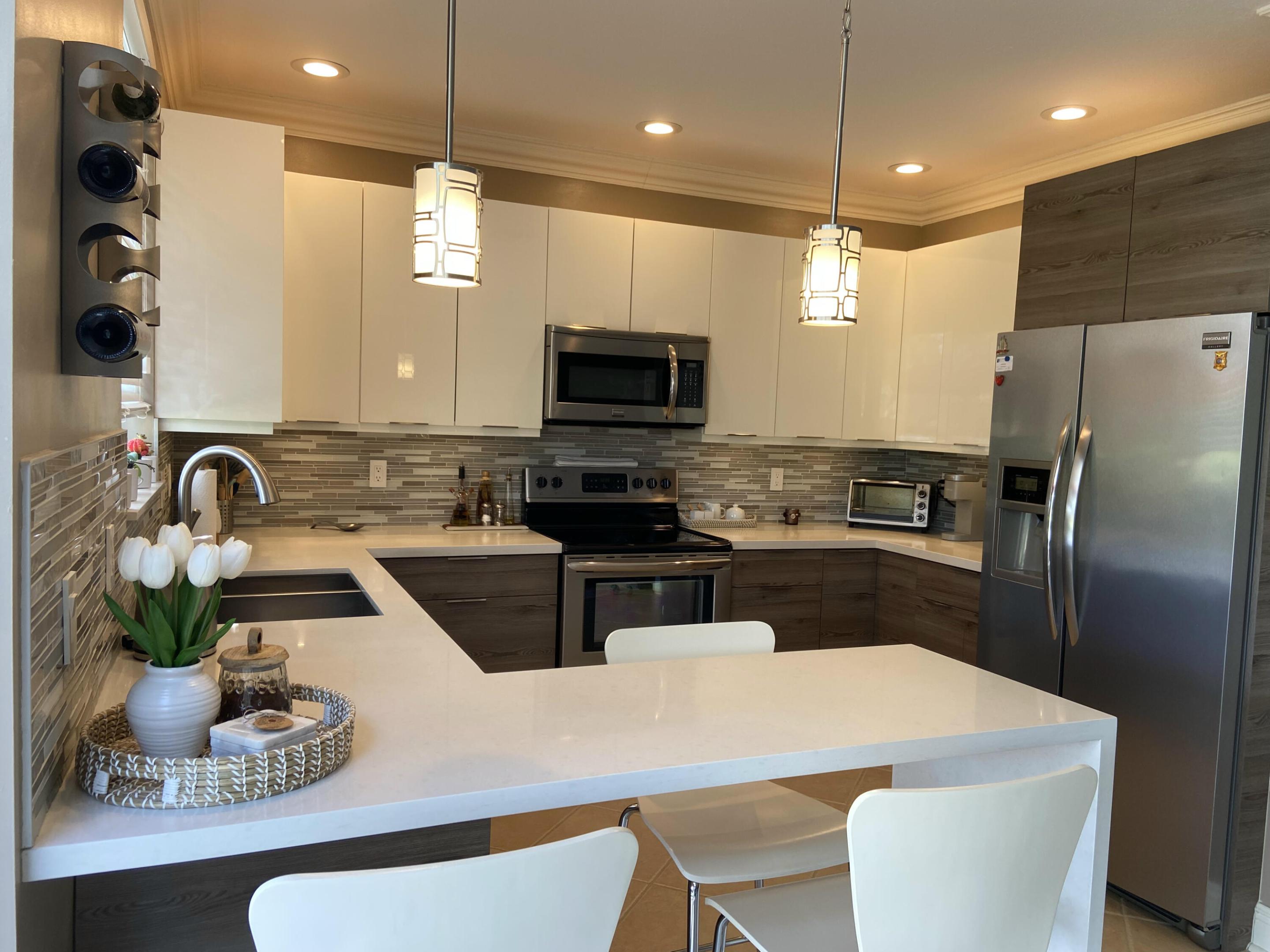 RIVIERA ISLES IV - Residential