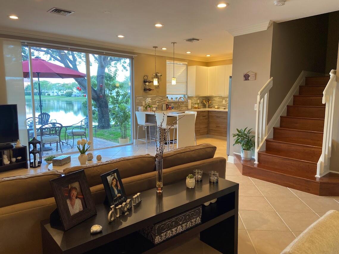 RIVIERA ISLES IV - Residential