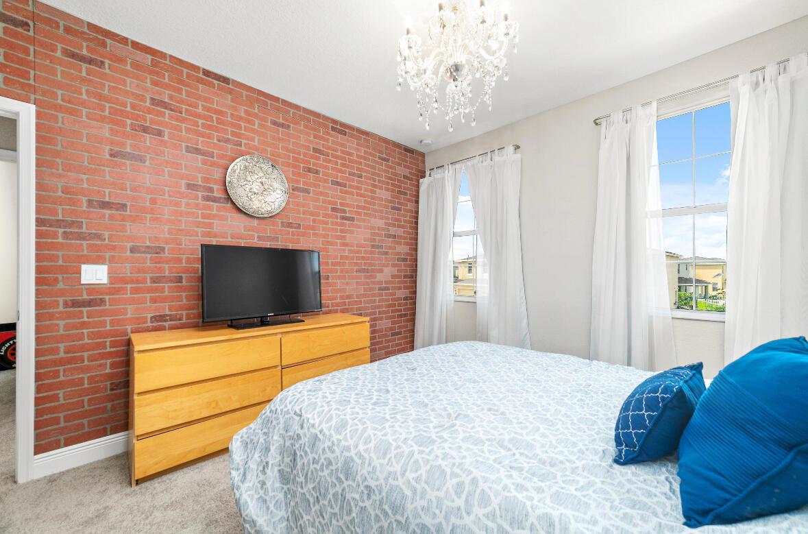 VIZCAYA FALLS PLAT 2 - Residential