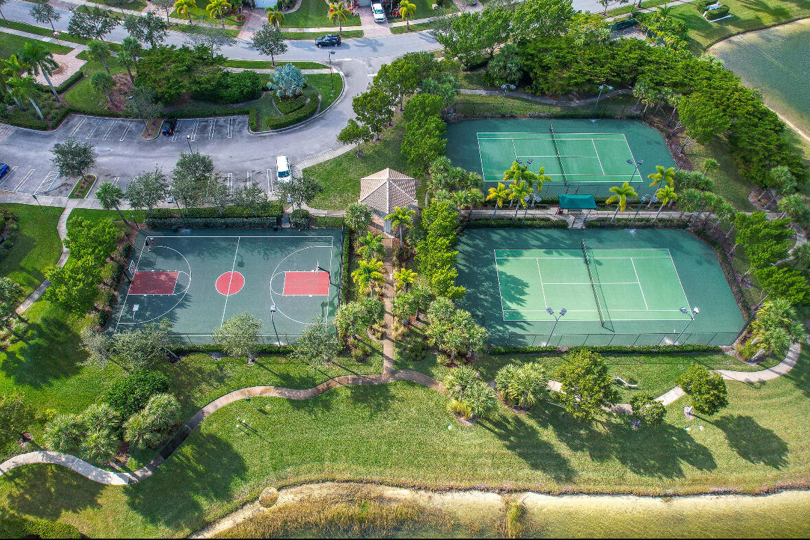 VIZCAYA FALLS PLAT 2 - Residential