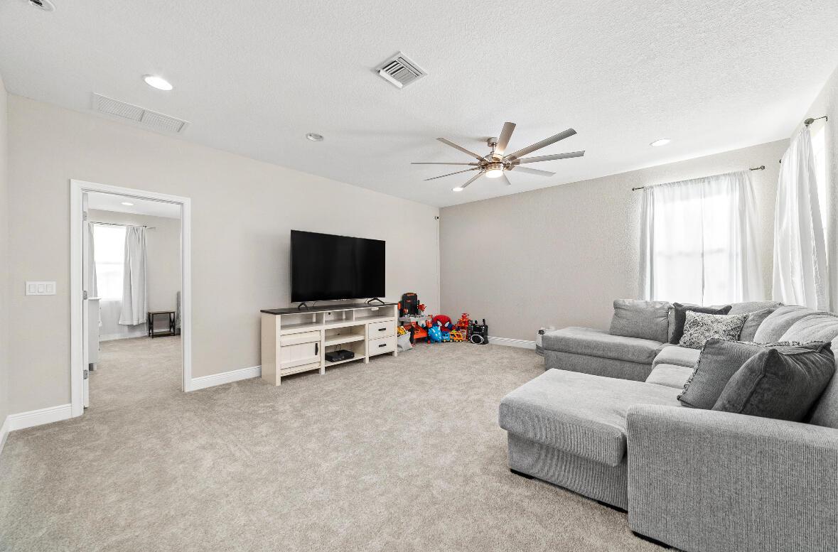 VIZCAYA FALLS PLAT 2 - Residential