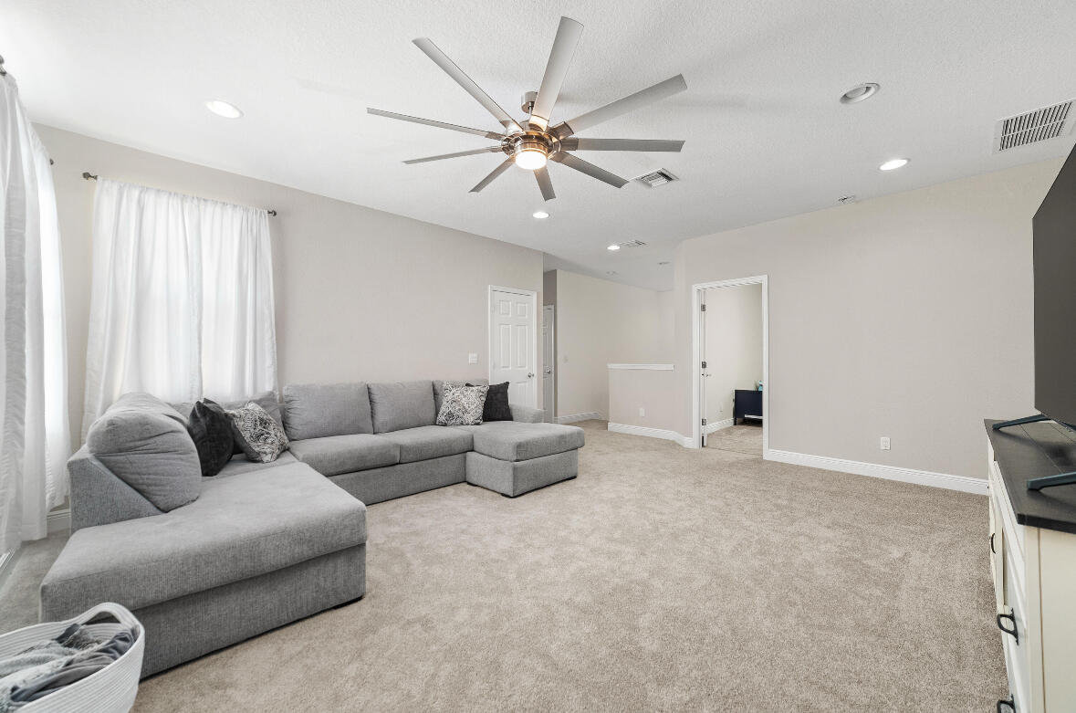 VIZCAYA FALLS PLAT 2 - Residential