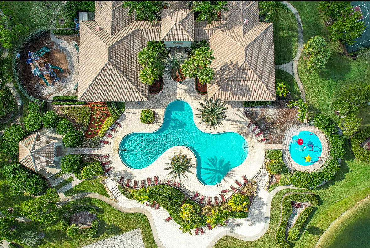 VIZCAYA FALLS PLAT 2 - Residential