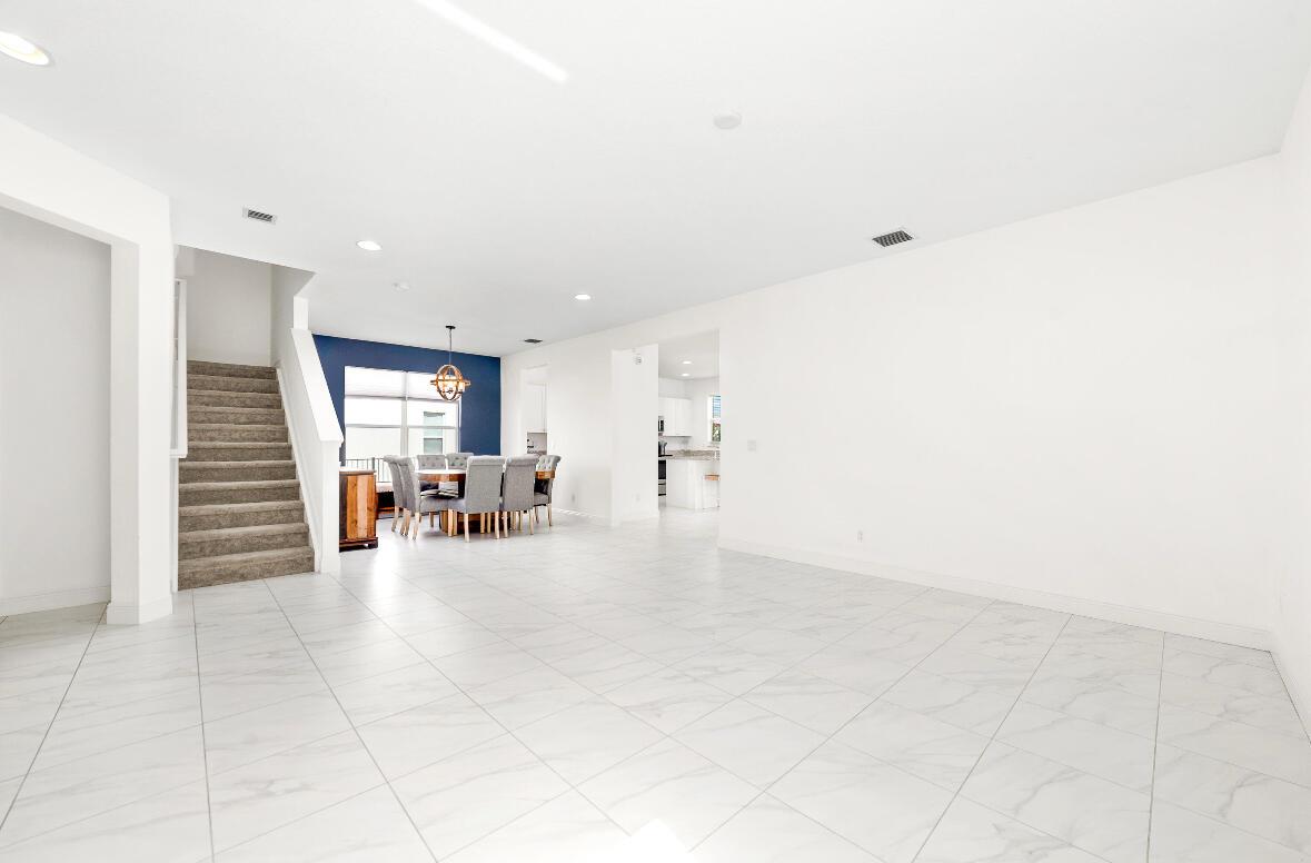 VIZCAYA FALLS PLAT 2 - Residential