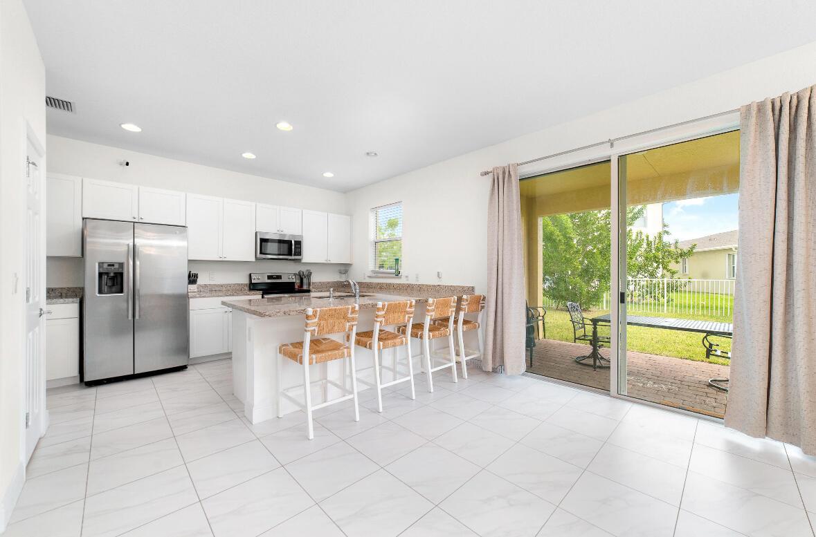 VIZCAYA FALLS PLAT 2 - Residential