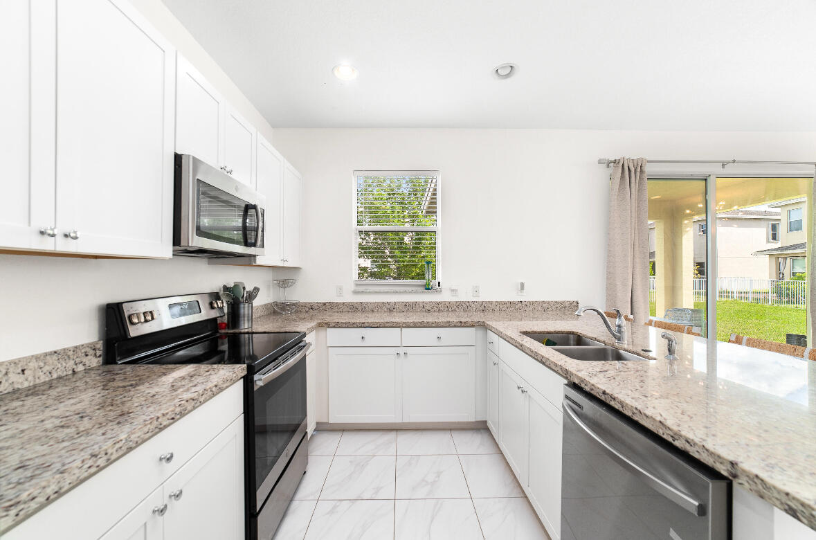 VIZCAYA FALLS PLAT 2 - Residential