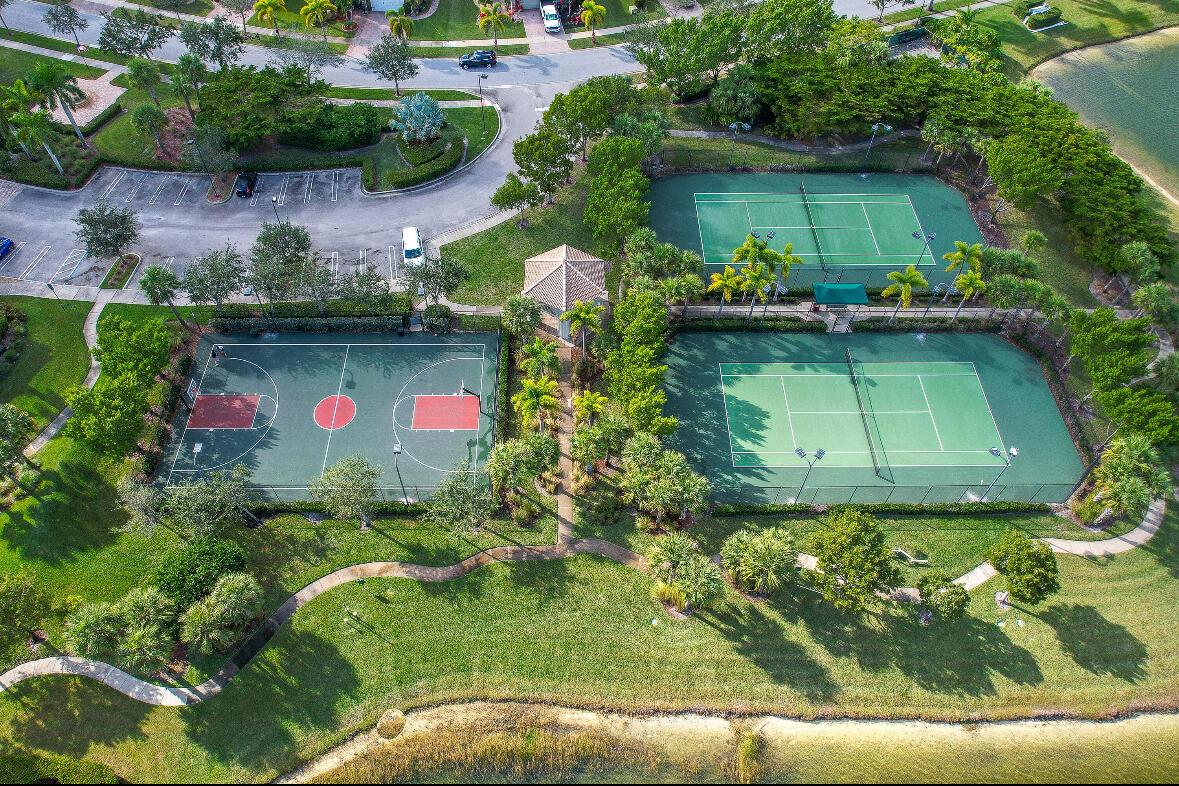 VIZCAYA FALLS PLAT 2 - Residential