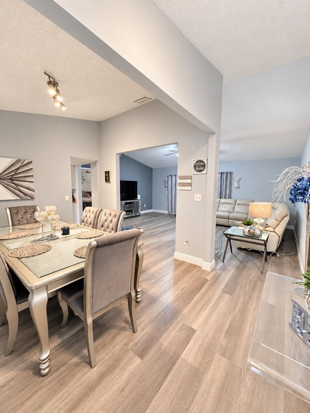 Photo of 4222 NW 6th Court, Deerfield Beach, FL 33442 (MLS # B26087176)