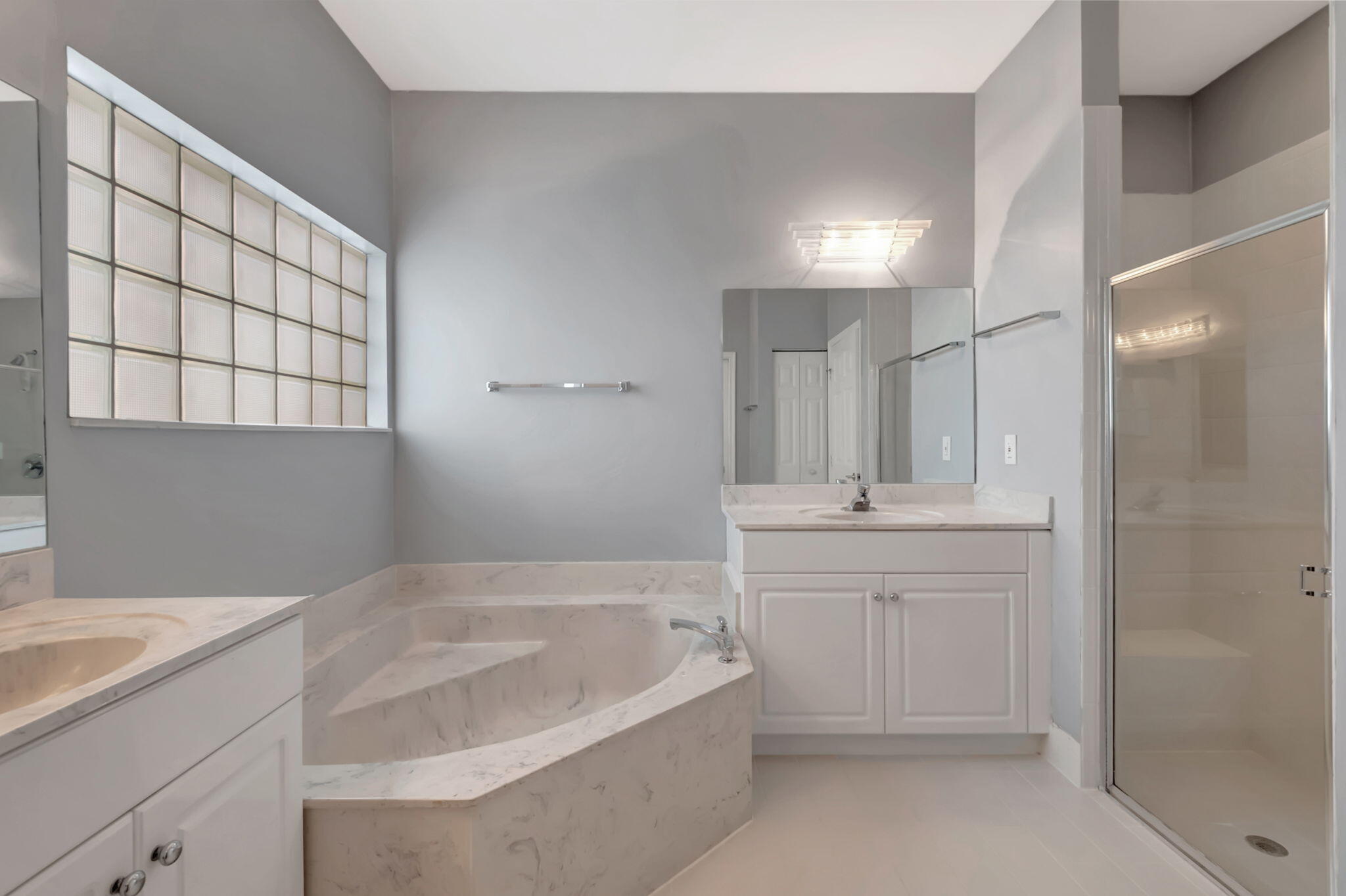 MAJESTIC ISLES 2 - Residential