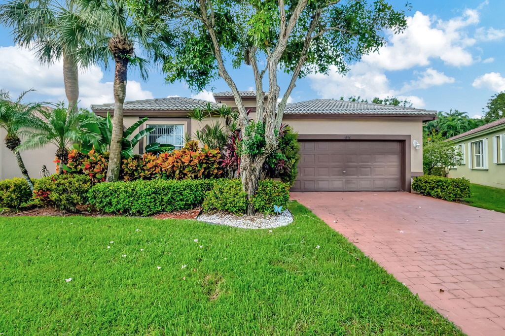 Photo of 5916 Seashell Terrace, Boynton Beach, FL 33437 (MLS # B26004289)