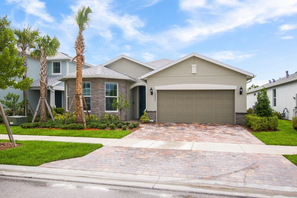 Photo of 12492 SW Myrtle Oak Drive, Port Saint Lucie, FL 34987 (MLS # F10424304)