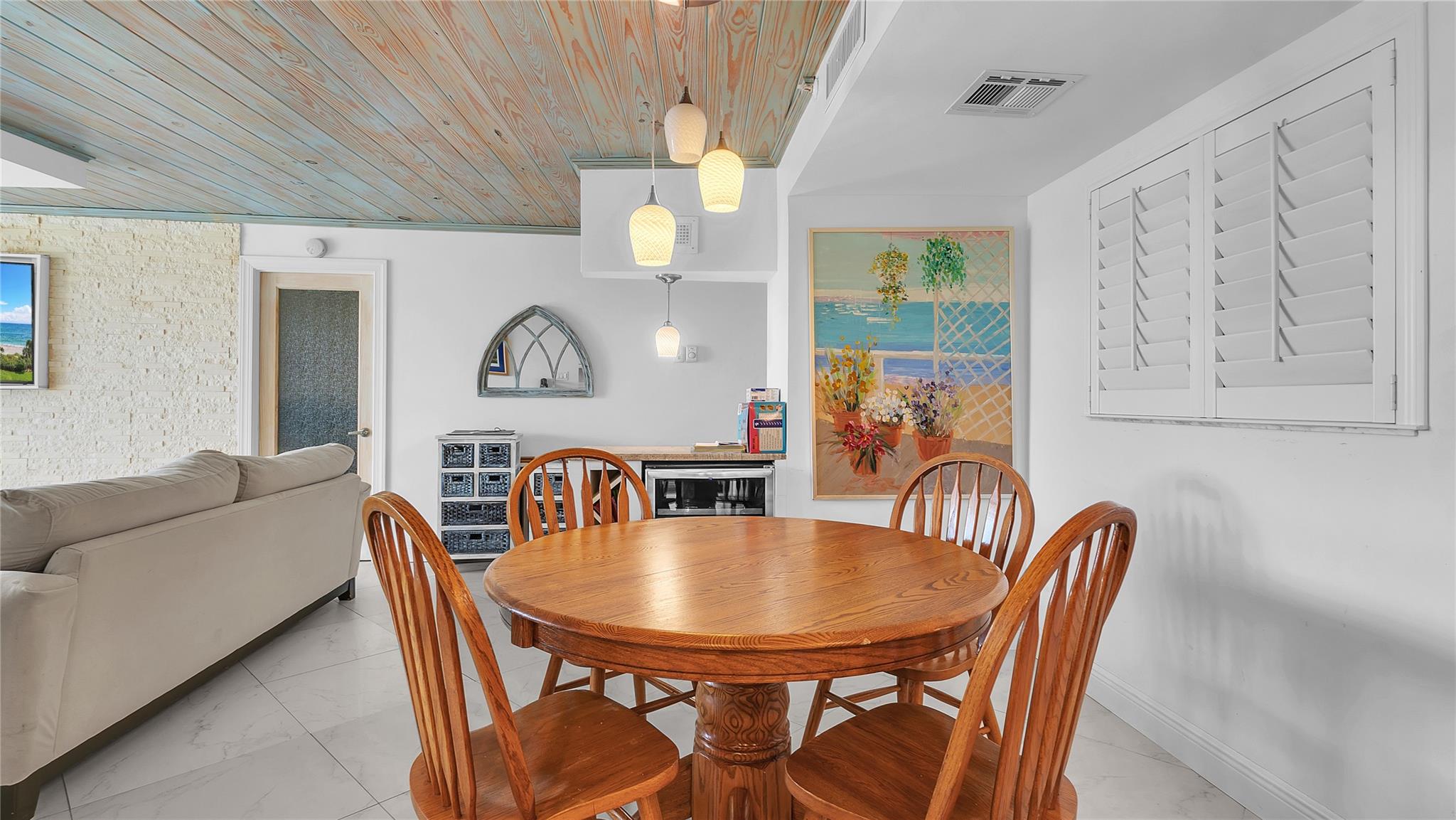 Ocean Trail Condo 04 - Residential Lease