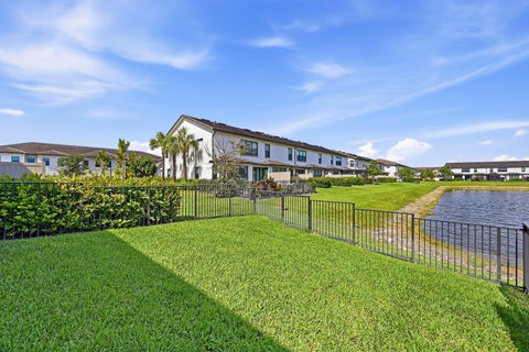 Tiny photo for 4480 W Appleton Cir CIR W, Oakland Park, FL 33309 (MLS # B26037442)