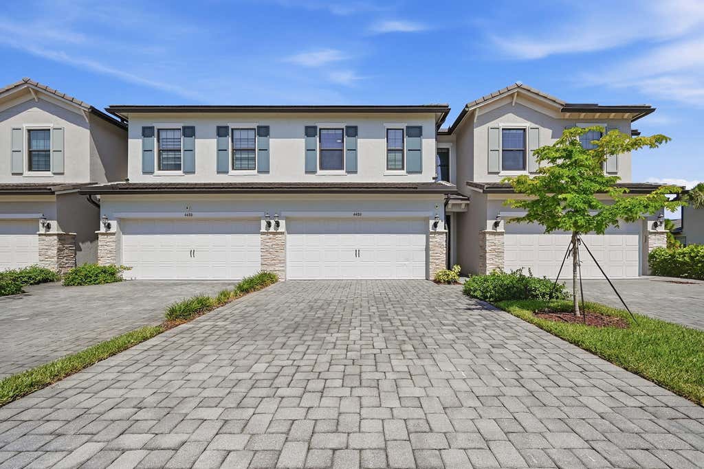 Photo of 4480 W Appleton Cir CIR W, Oakland Park, FL 33309 (MLS # B26037442)