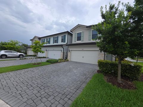 Tiny photo for 4480 W Appleton Cir CIR W, Oakland Park, FL 33309 (MLS # B26037442)