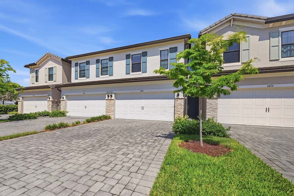 Photo of 4480 W Appleton Cir CIR W, Oakland Park, FL 33309 (MLS # B26037442)
