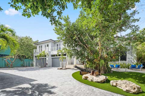 Photo of 1313 Seabreeze Boulevard, Fort Lauderdale, FL 33316 (MLS # B26048947)