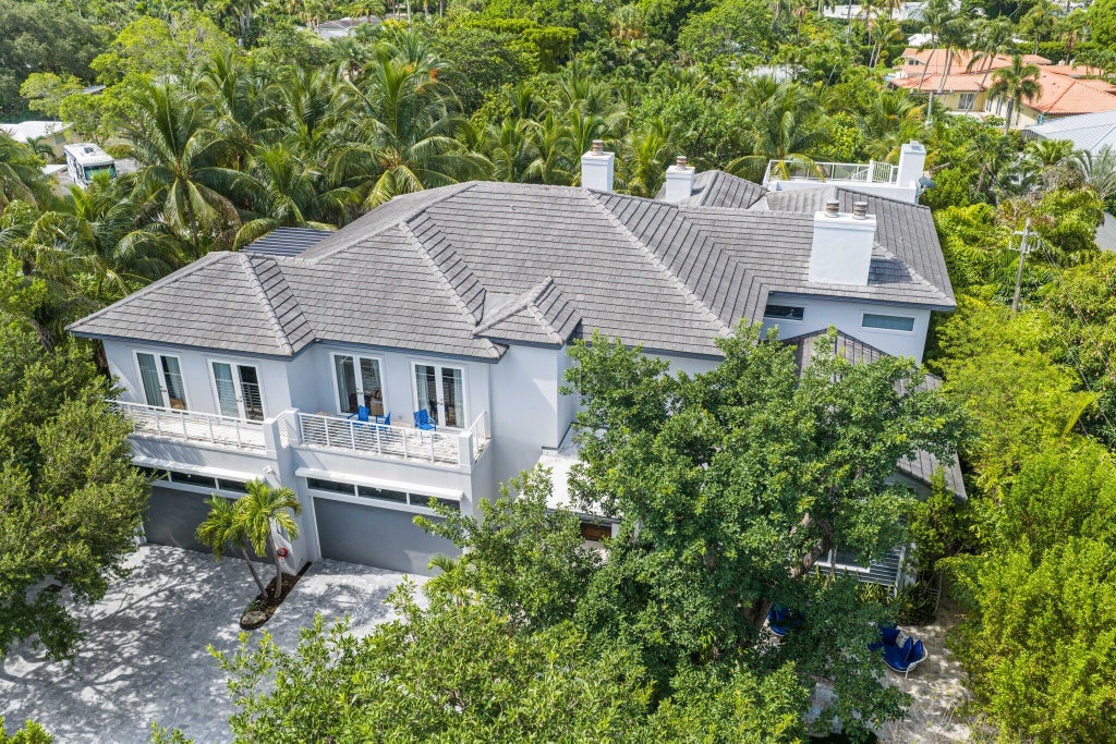 Photo of 1313 Seabreeze Boulevard, Fort Lauderdale, FL 33316 (MLS # B26048947)