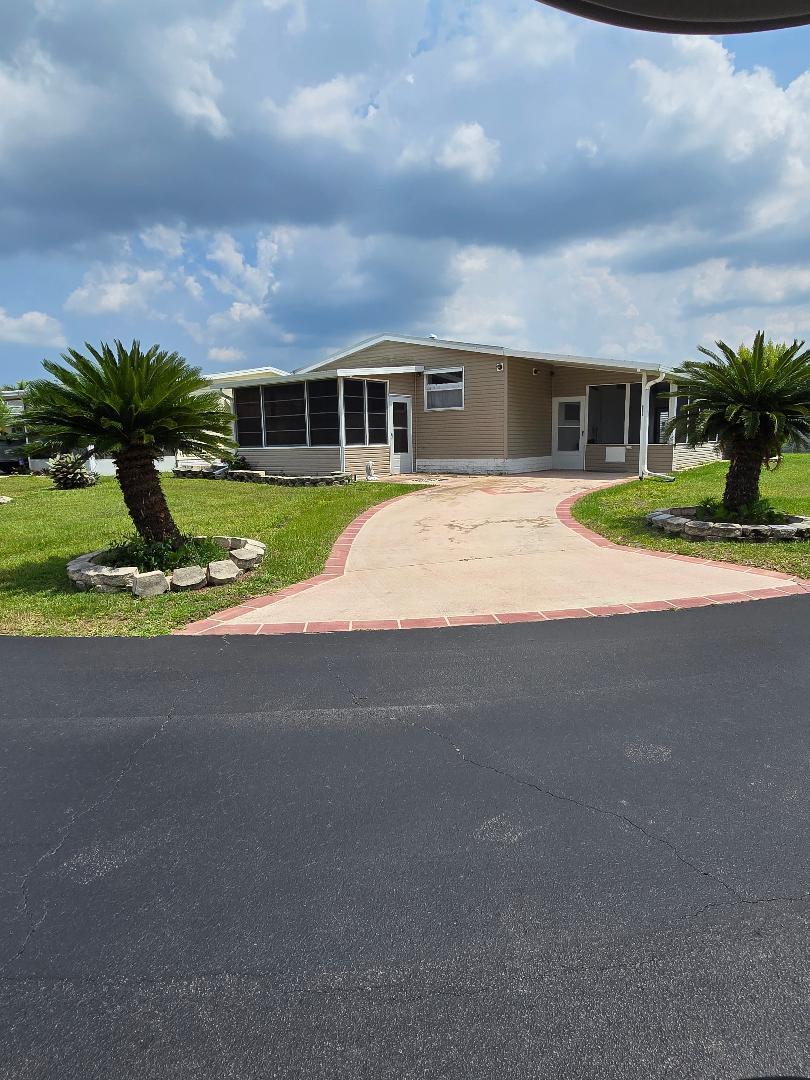 TROPICAL ISLES - Residential