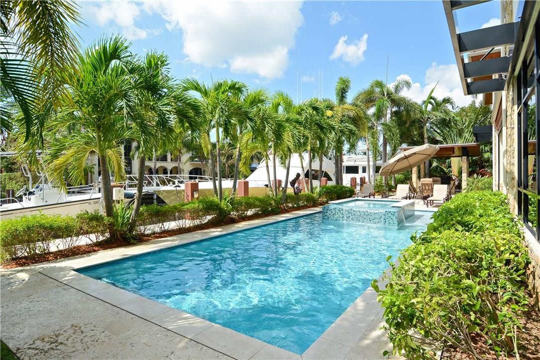 CORAL ISLES - Residential