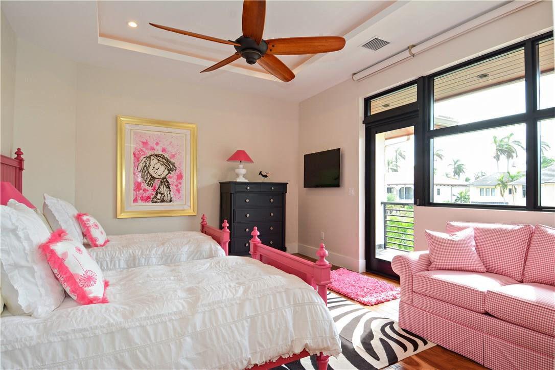 CORAL ISLES - Residential