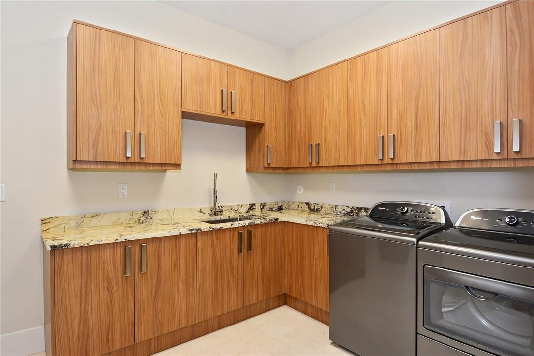 CORAL ISLES - Residential