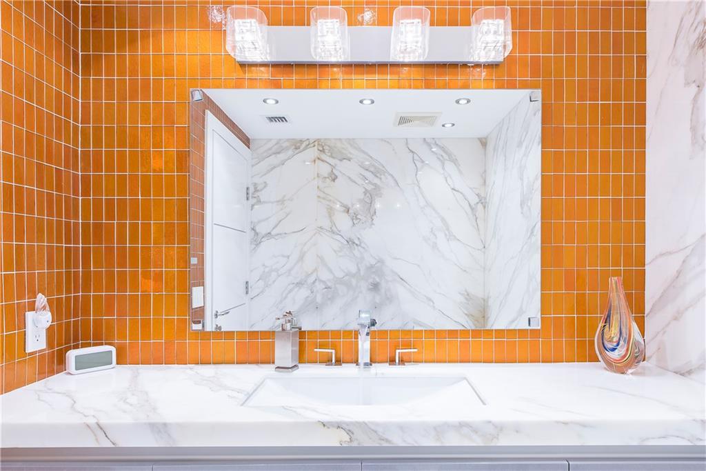 Las Olas Beach Club - Residential