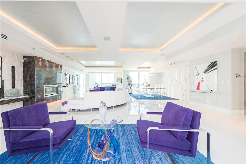 Las Olas Beach Club - Residential