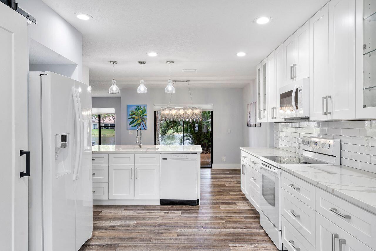LAKES OF DEER CREEK - Residential