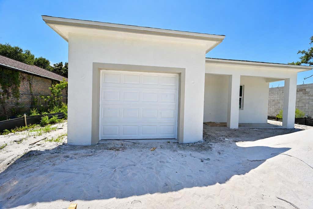 Photo of 2007 N 48TH N Street, Fort Pierce, FL 34947 (MLS # B26065739)