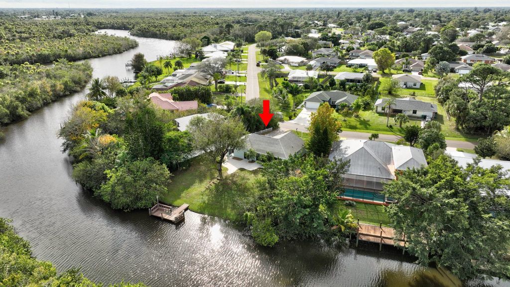 Photo of 799 NE Emerson Street, Port Saint Lucie, FL 34983 (MLS # R10966327)