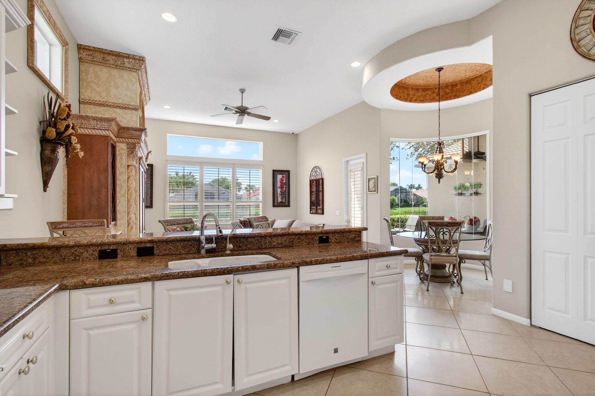 VALENCIA ISLES 2 - Residential