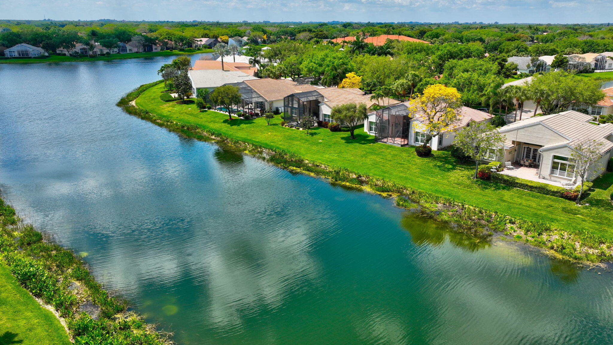 VALENCIA ISLES 2 - Residential