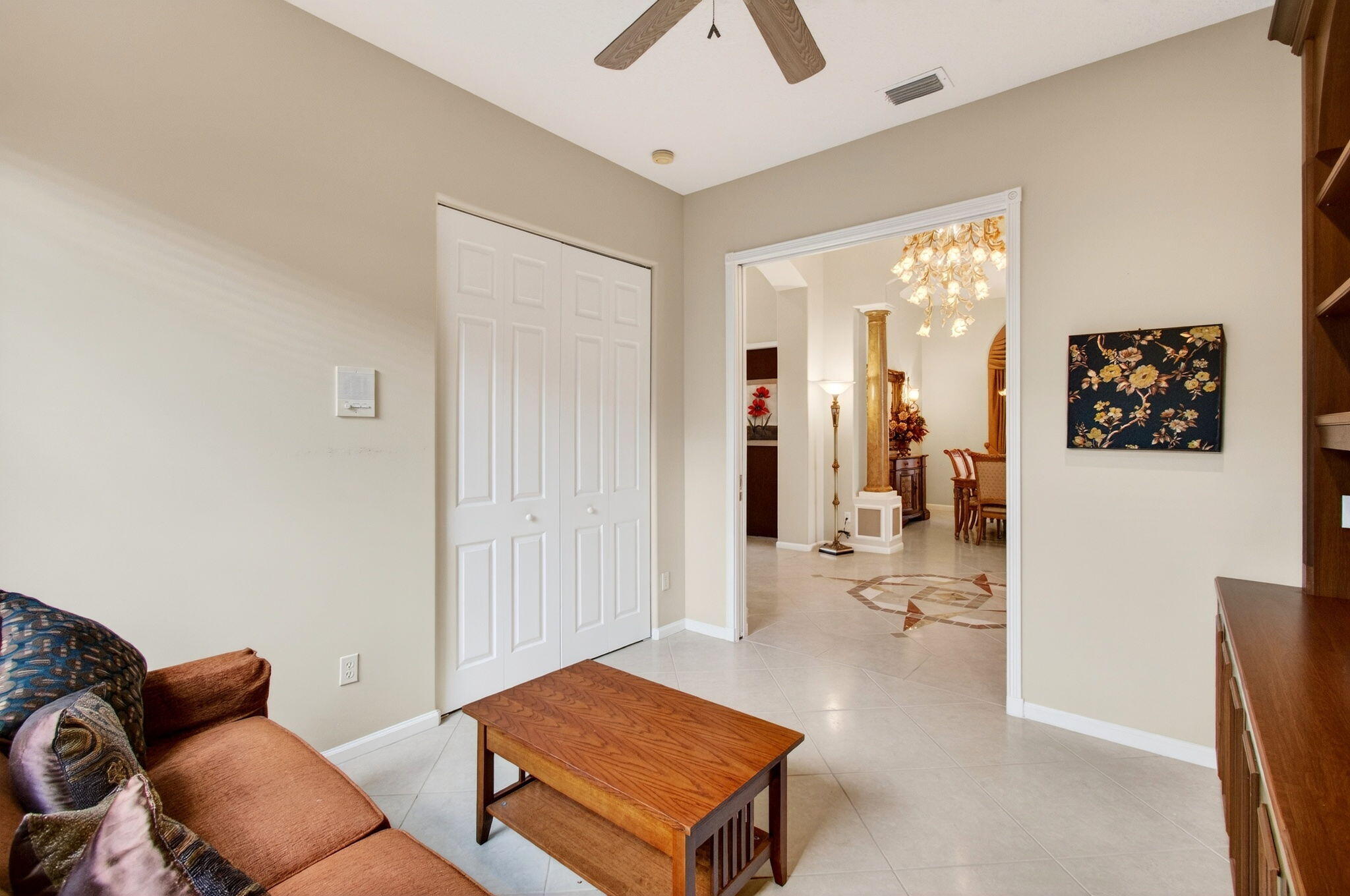 VALENCIA ISLES 2 - Residential