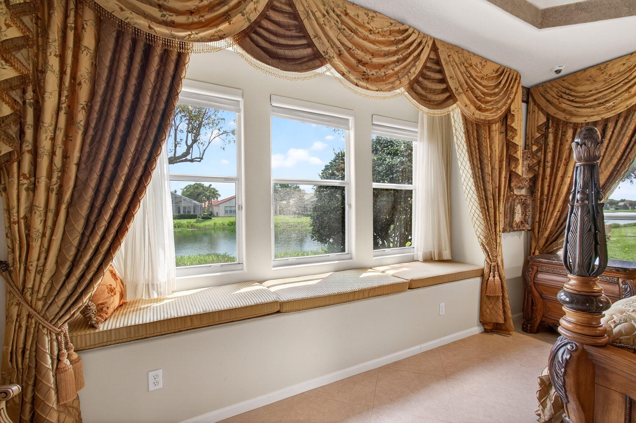 VALENCIA ISLES 2 - Residential