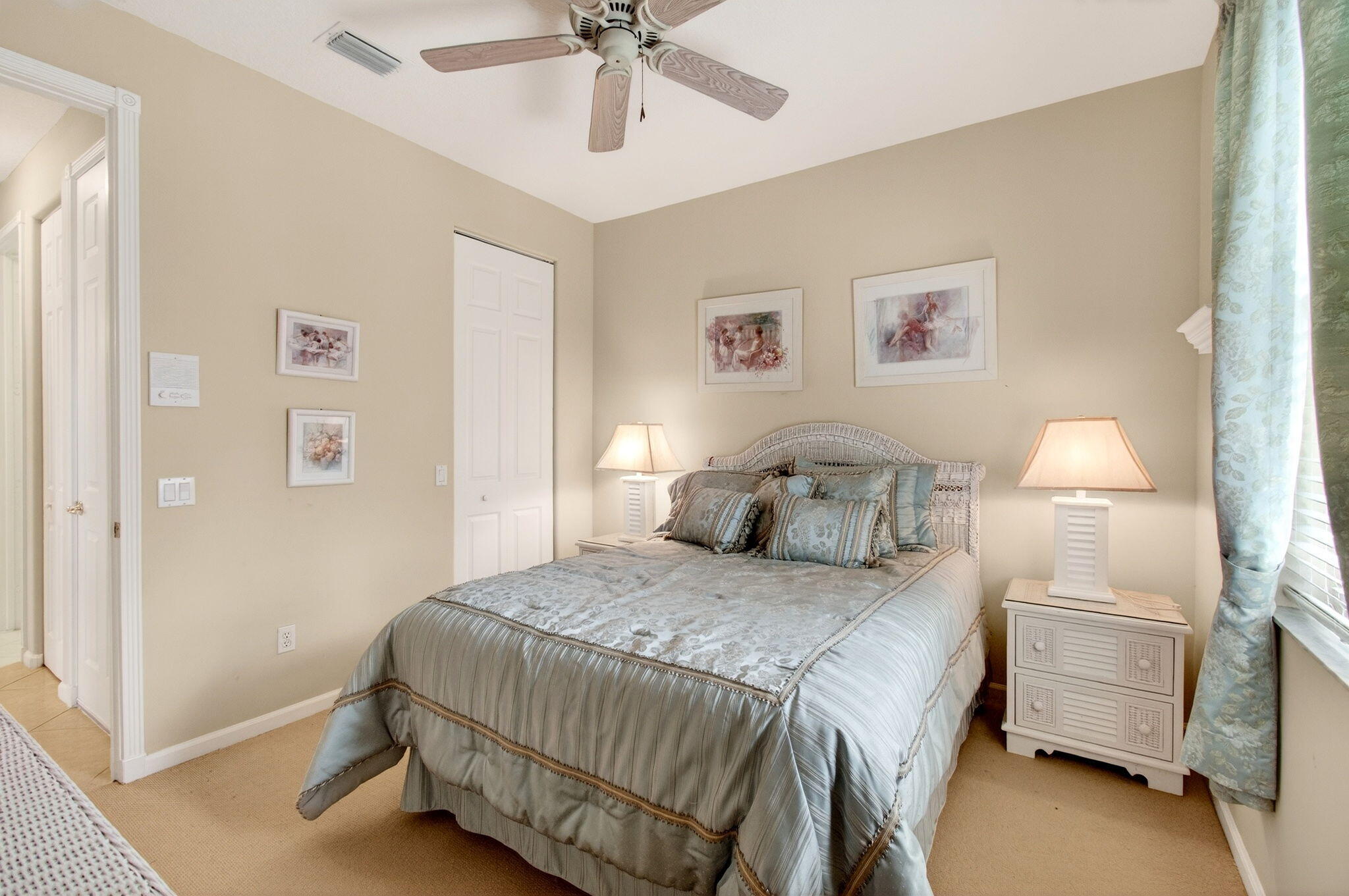 VALENCIA ISLES 2 - Residential