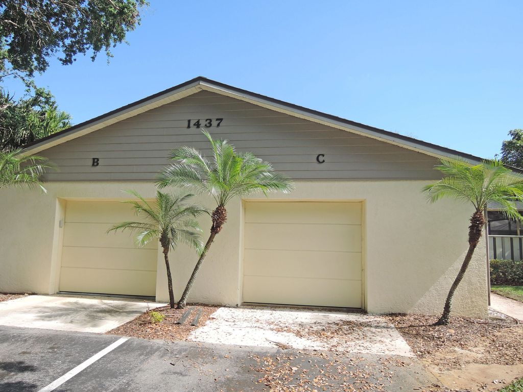 Photo of 1437 Captains Walk #21-C, Fort Pierce, FL 34950 (MLS # R10869358)