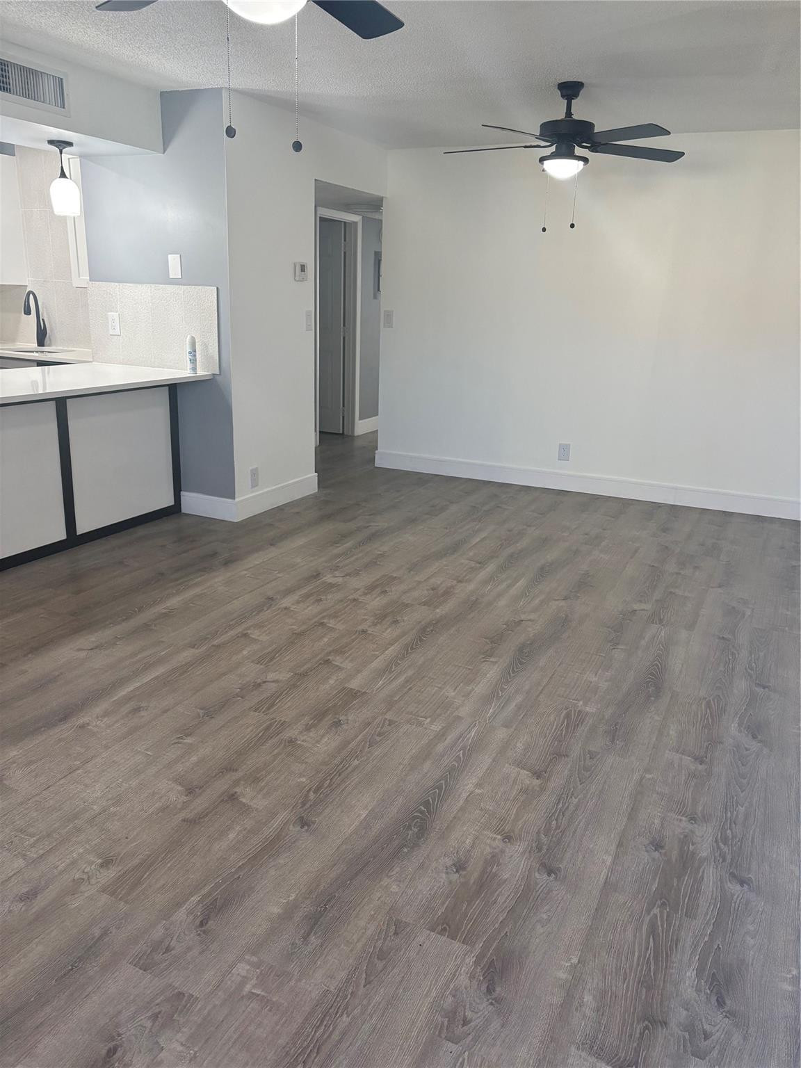 5492 Courtyard Drive 5492