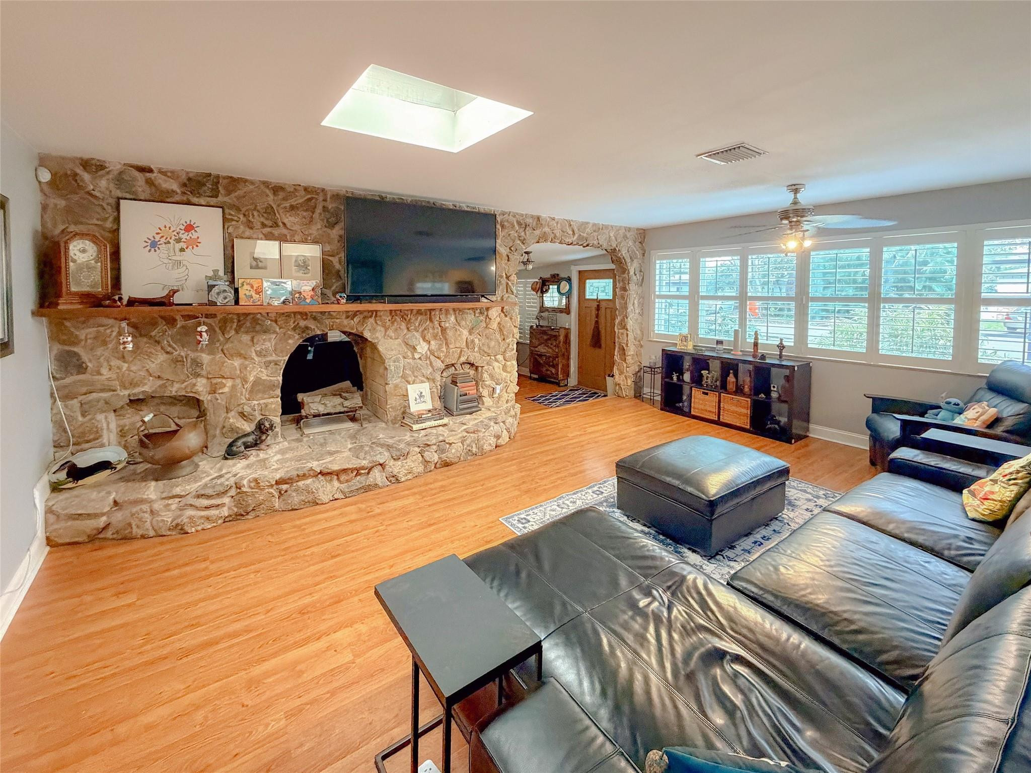 5148 SW 28th Terrace