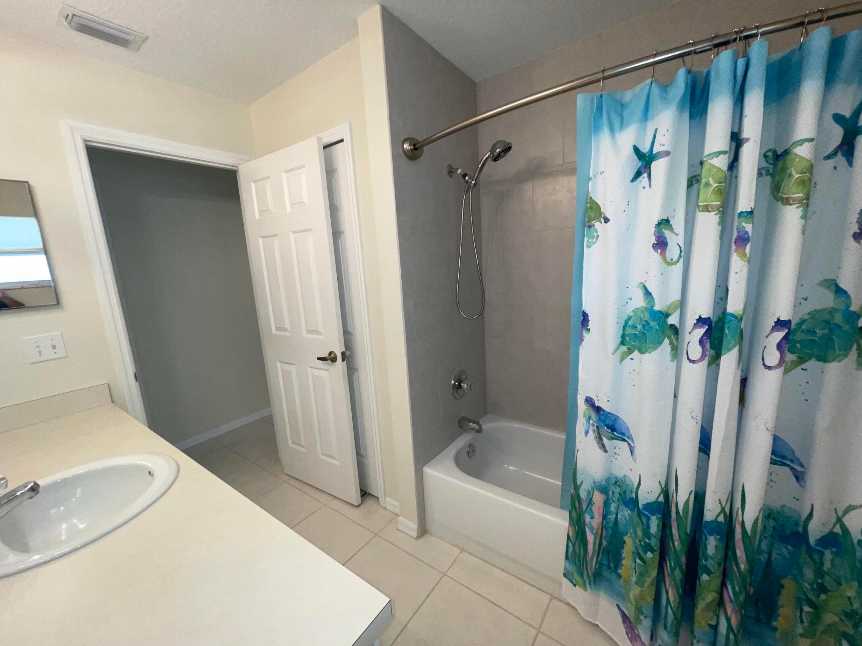 SEBASTIAN HIGHLANDS UNIT 13 - Residential Lease