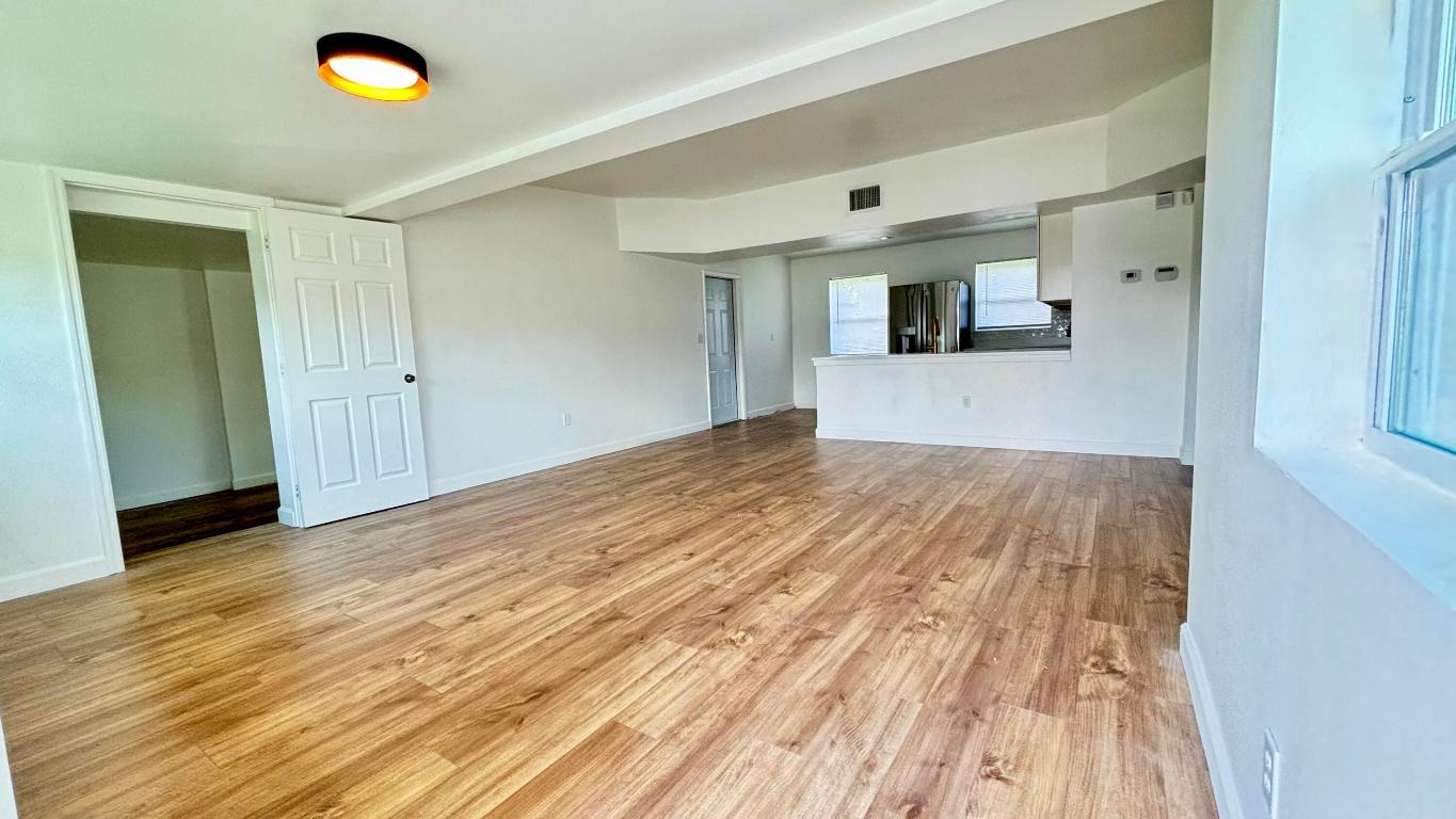 SEMINOLE MANOR 2 - Residential